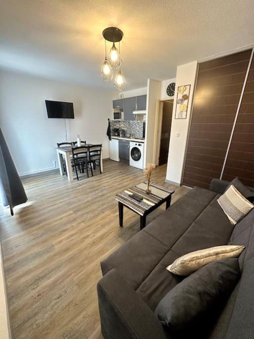 Lourdes Home エクステリア 写真